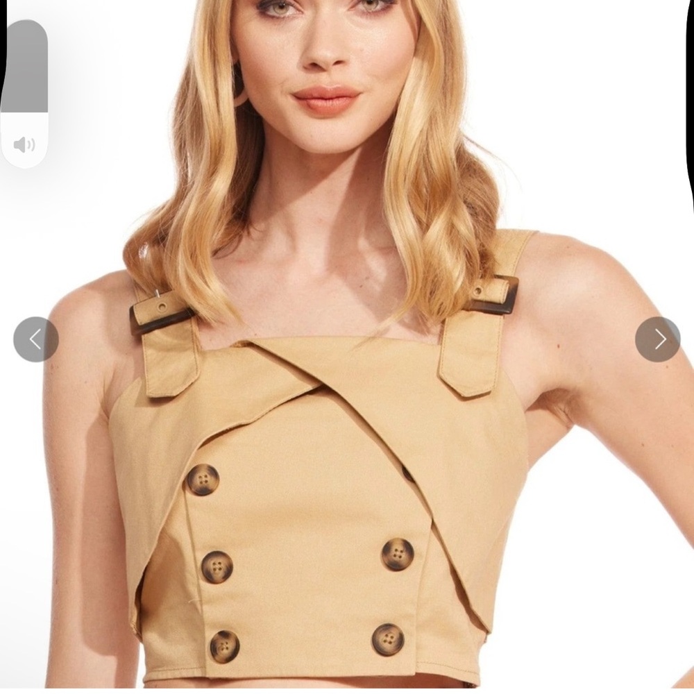 Eva Franco Trench Tank Top with button detail. Size 12
